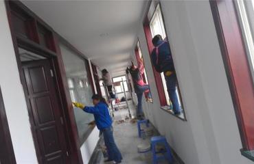 朝陽新城專業(yè)清潔服務(wù) 為您的新居舊宅、別墅寫字樓帶來嶄新面貌